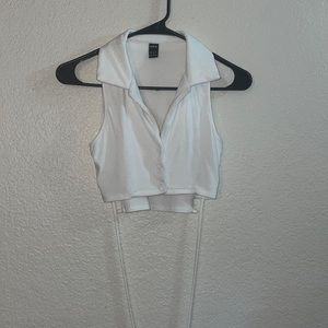 White Xs crop top with collar